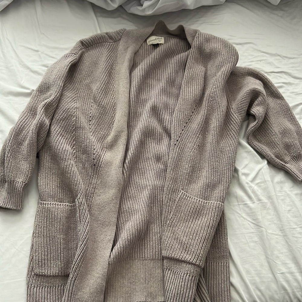 Purple/tan sweater